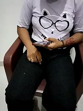 Kiran262 from StripChat is Freechat