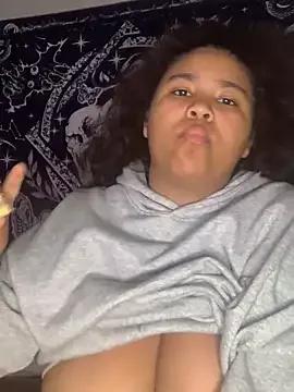 KittyLoroi from StripChat is Freechat