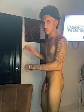 Kriss_Edwards from StripChat is Freechat