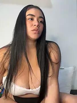 kristynmassey from StripChat is Freechat