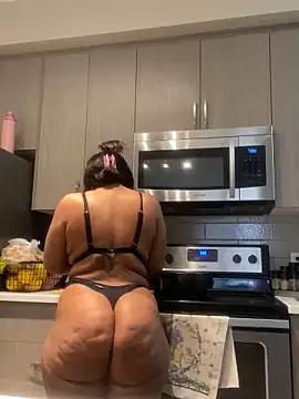 Photos of kurvibabe from StripChat is Freechat
