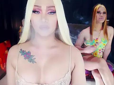 Try the thrill of flirt babes with our cam hosts, featuring unclothed wildness while getting naked and playing with their favored sex toys.