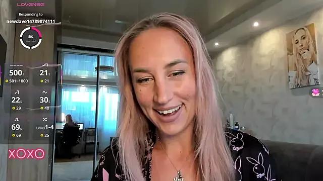 Try the thrill of flirt babes with our cam hosts, featuring unclothed wildness while getting naked and playing with their favored sex toys.