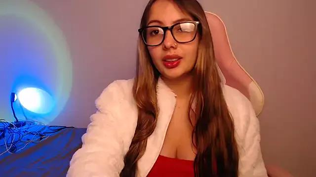 lalawhitte from StripChat is Freechat