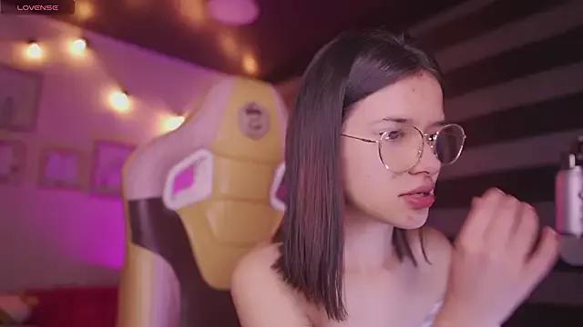 Lana_Dreams_ from StripChat is Freechat