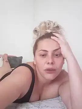 LarisseBelle from StripChat is Freechat