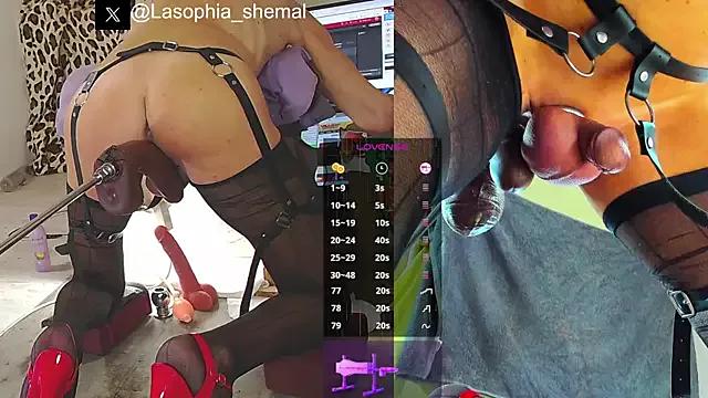 Try the thrill of flirt babes with our cam hosts, featuring unclothed wildness while getting naked and playing with their favored sex toys.
