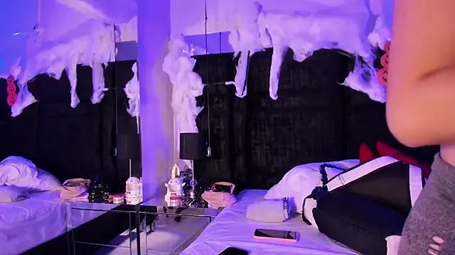 Try the thrill of flirt babes with our cam hosts, featuring unclothed wildness while getting naked and playing with their favored sex toys.