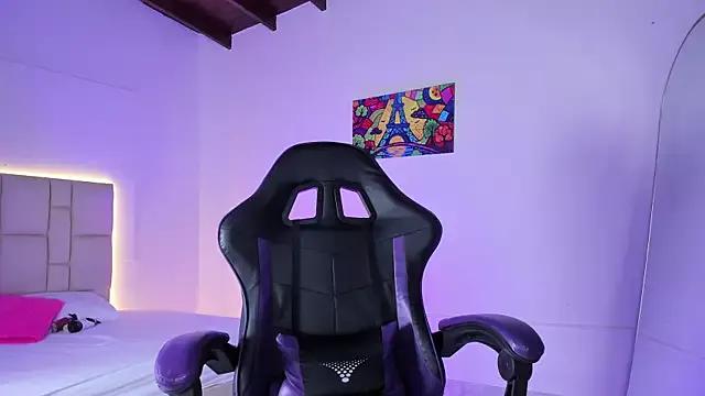 laura__carmona from StripChat is Freechat
