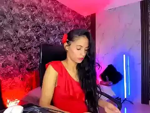 Laura_swett from StripChat is Freechat