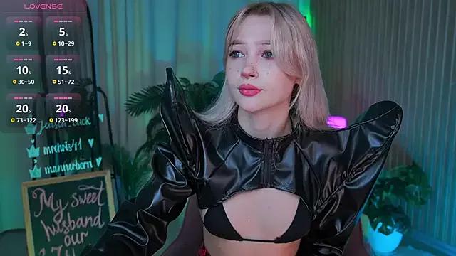 Try the thrill of flirt babes with our cam hosts, featuring unclothed wildness while getting naked and playing with their favored sex toys.