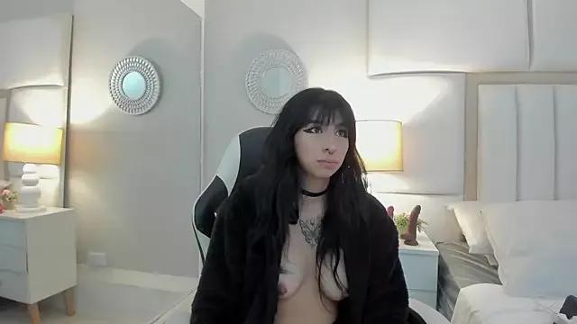 LaylaDoll_ from StripChat