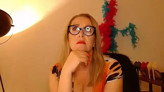 Try the thrill of flirt babes with our cam hosts, featuring unclothed wildness while getting naked and playing with their favored sex toys.