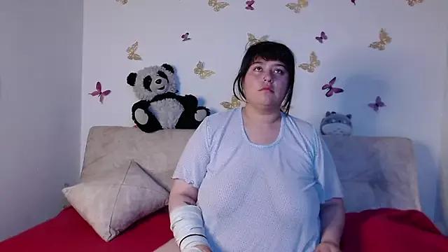 LennaTurnerr from StripChat is Freechat