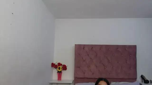 Leslylove26 from StripChat is Freechat