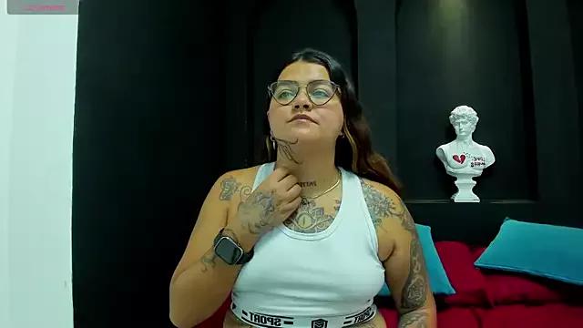 LethalLuna from StripChat is Freechat
