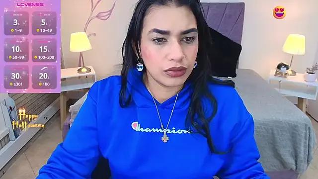 Try the thrill of flirt babes with our cam hosts, featuring unclothed wildness while getting naked and playing with their favored sex toys.