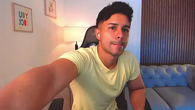 liam_collins21 from StripChat is Freechat