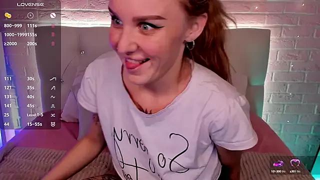 LianaFord from StripChat is Freechat