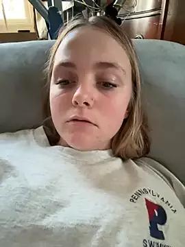 lilabigtits from StripChat is Freechat