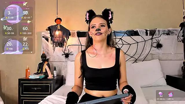 Try the thrill of flirt babes with our cam hosts, featuring unclothed wildness while getting naked and playing with their favored sex toys.