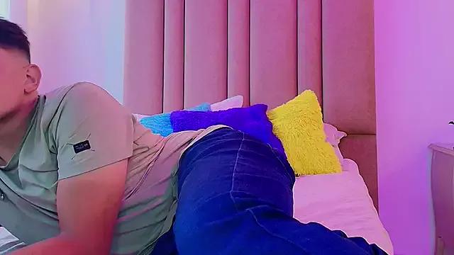 lilith_and_draven_nom from StripChat is Freechat