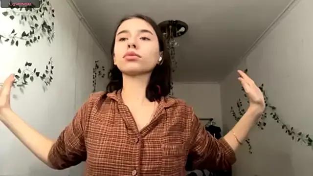 LilithFlamey from StripChat is Freechat