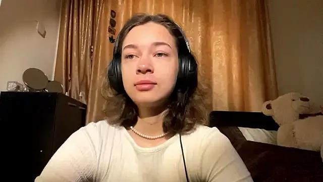 LiliVang from StripChat is Freechat