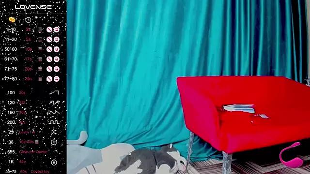 LillyLover_ from StripChat is Freechat