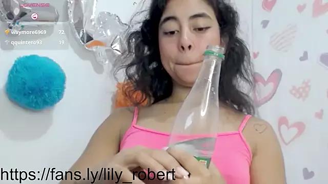 lily_robertss_ from StripChat is Freechat