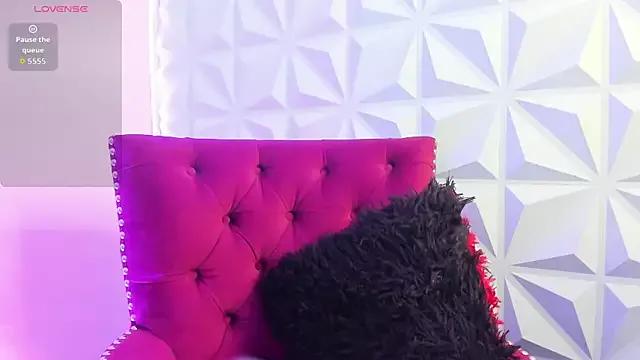 LilyQueen_cg from StripChat is Freechat