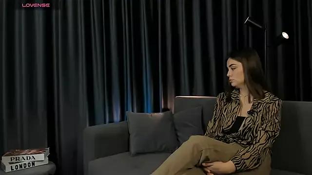 LinaBlisss from StripChat is Freechat