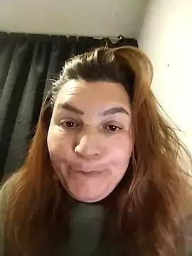 lindassmia from StripChat is Freechat