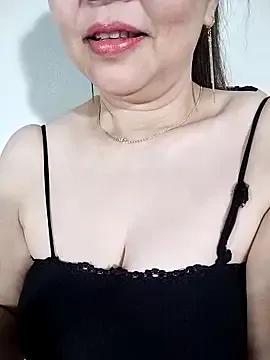 LisaaSEXXY from StripChat is Freechat
