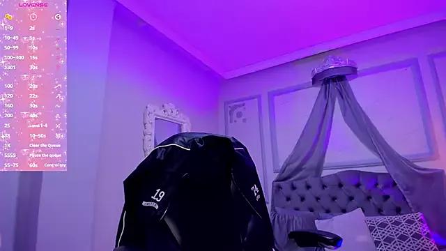 Lissy__Dream from StripChat is Freechat