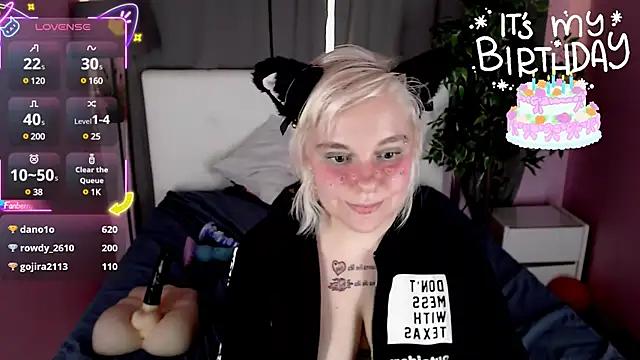 Try the thrill of flirt babes with our cam hosts, featuring unclothed wildness while getting naked and playing with their favored sex toys.