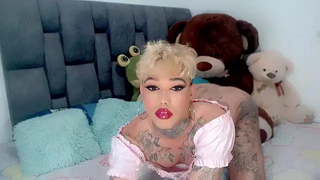 Try the thrill of flirt babes with our cam hosts, featuring unclothed wildness while getting naked and playing with their favored sex toys.