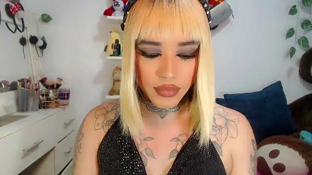 Try the thrill of flirt babes with our cam hosts, featuring unclothed wildness while getting naked and playing with their favored sex toys.