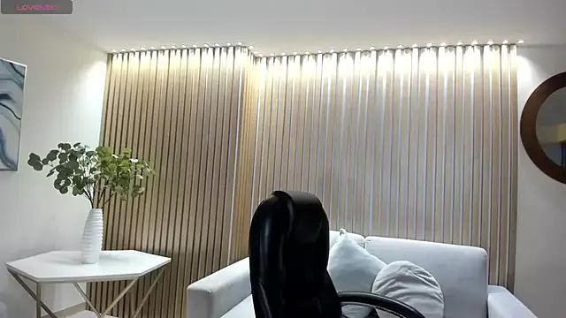 LizzHamilton__ from StripChat