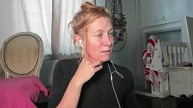 Try the thrill of flirt babes with our cam hosts, featuring unclothed wildness while getting naked and playing with their favored sex toys.