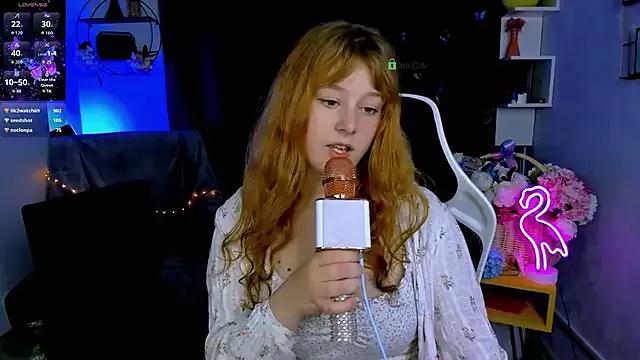 lola_sun12 from StripChat is Freechat