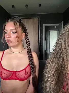 Lolastrawberry from StripChat is Freechat