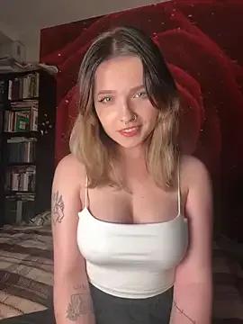 lollylina from StripChat is Freechat