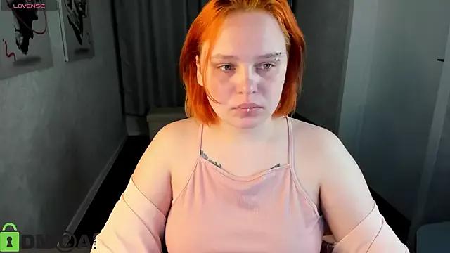 Looly_Rise from StripChat is Freechat
