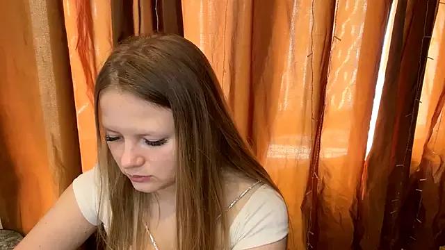loveflowersss from StripChat is Freechat