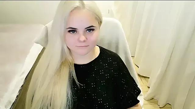 lovely-eyes from StripChat is Freechat