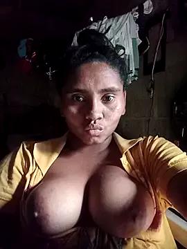 Lucy-Ferr from StripChat is Freechat