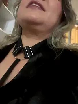 Lucy_Milf_474 from StripChat is Freechat