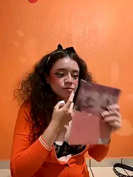 Lucy_YupiSweet from StripChat is Freechat