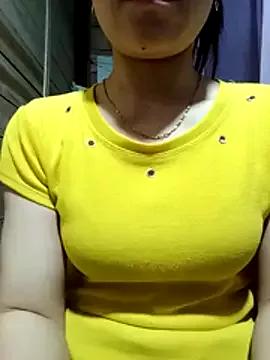 LucyyLy from StripChat is Freechat